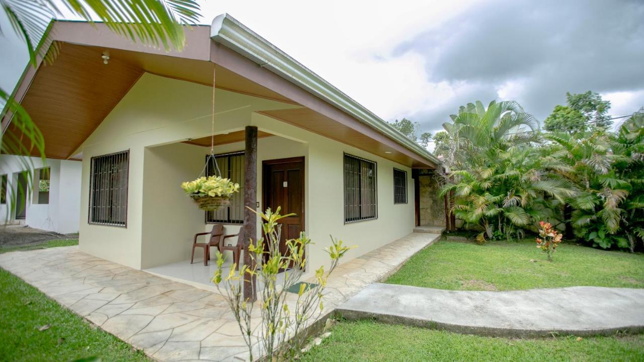 Orquideas Boutique Hotel La Fortuna Exterior photo